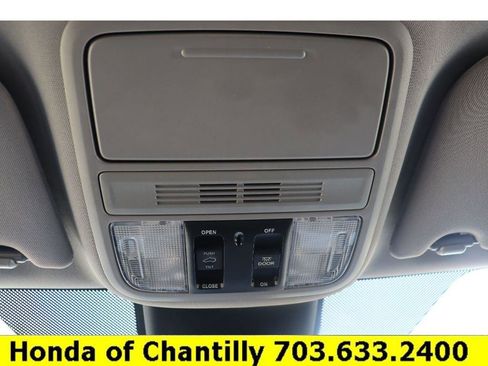 Certified 2023 Honda Odyssey EX-L image 17