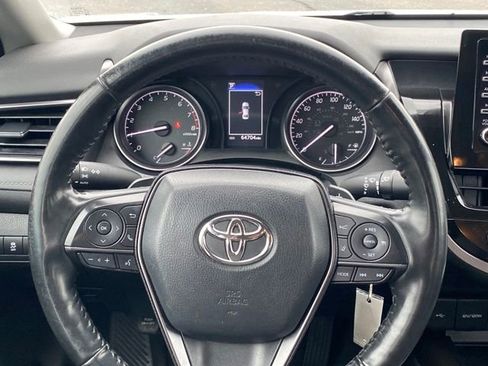 Used 2023 Toyota Camry SE FWD image 7