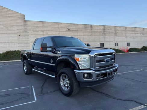 Used 2014 Ford F350 Lariat w/ Lariat Ultimate Package image 3