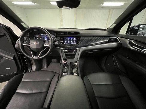 Certified 2024 Cadillac XT6 Premium Luxury w/ Technology Package image 17