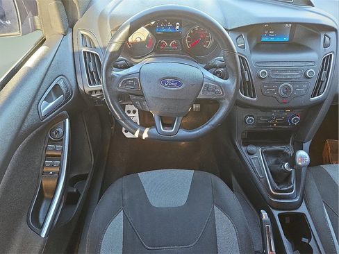Used 2018 Ford Focus ST image 14