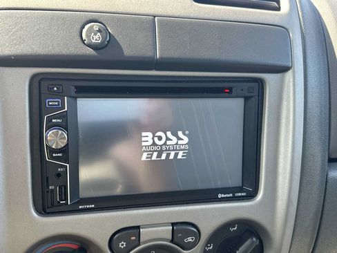 Used 2005 GMC Canyon SLE RWD image 32