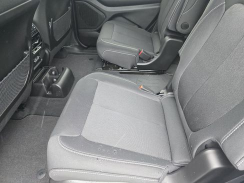 Used 2025 Jeep Grand Cherokee L Laredo w/ Luxury Tech Group I image 21