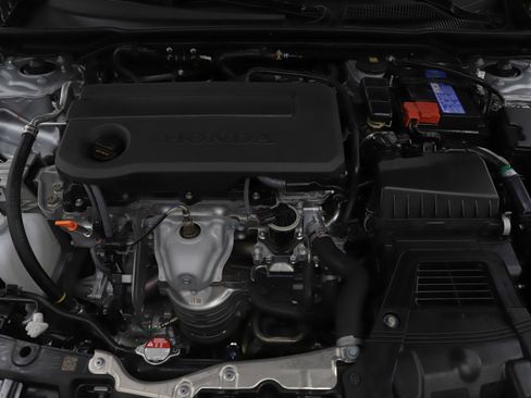 Used 2025 Honda Civic Sport image 26