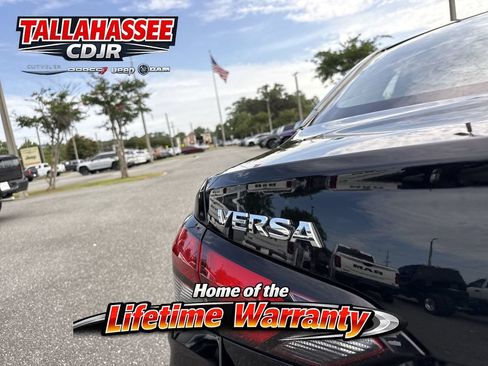 Used 2025 Nissan Versa S w/ Trunk Package FWD image 5