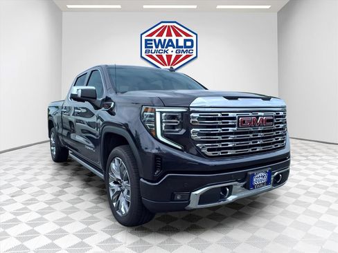 Used 2026 GMC Sierra 1500 Denali w/ Denali Reserve Package AWD/4WD image 2