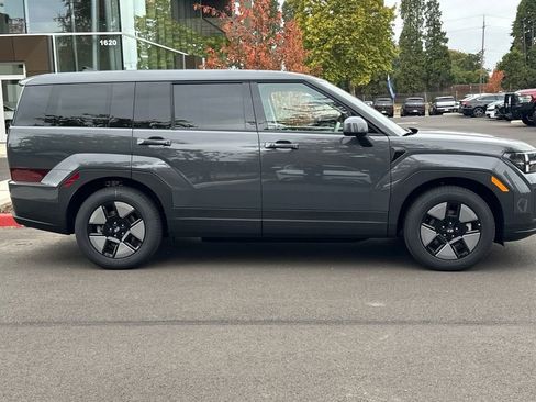 New 2026 Hyundai Santa Fe SE image 4