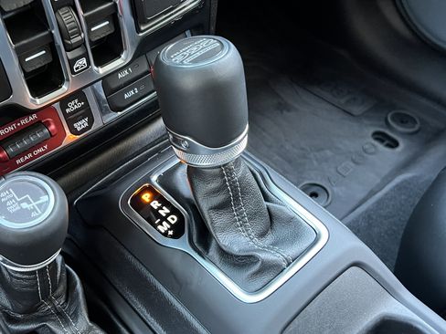 Used 2024 Jeep Wrangler Unlimited Rubicon 392 AWD/4WD image 32