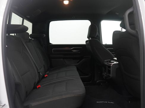 Used 2019 RAM 1500 Big Horn image 12