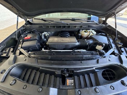 Certified 2022 Cadillac Escalade ESV Premium Luxury Platinum w/ Heavy-Duty Trailer Package image 31