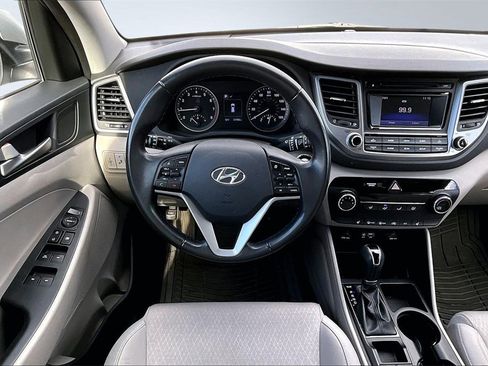 Used 2017 Hyundai Tucson Sport w/ Cargo Package image 6
