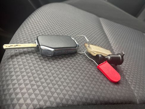 Used 2025 Kia Soul LX w/ LX Technology Package image 18