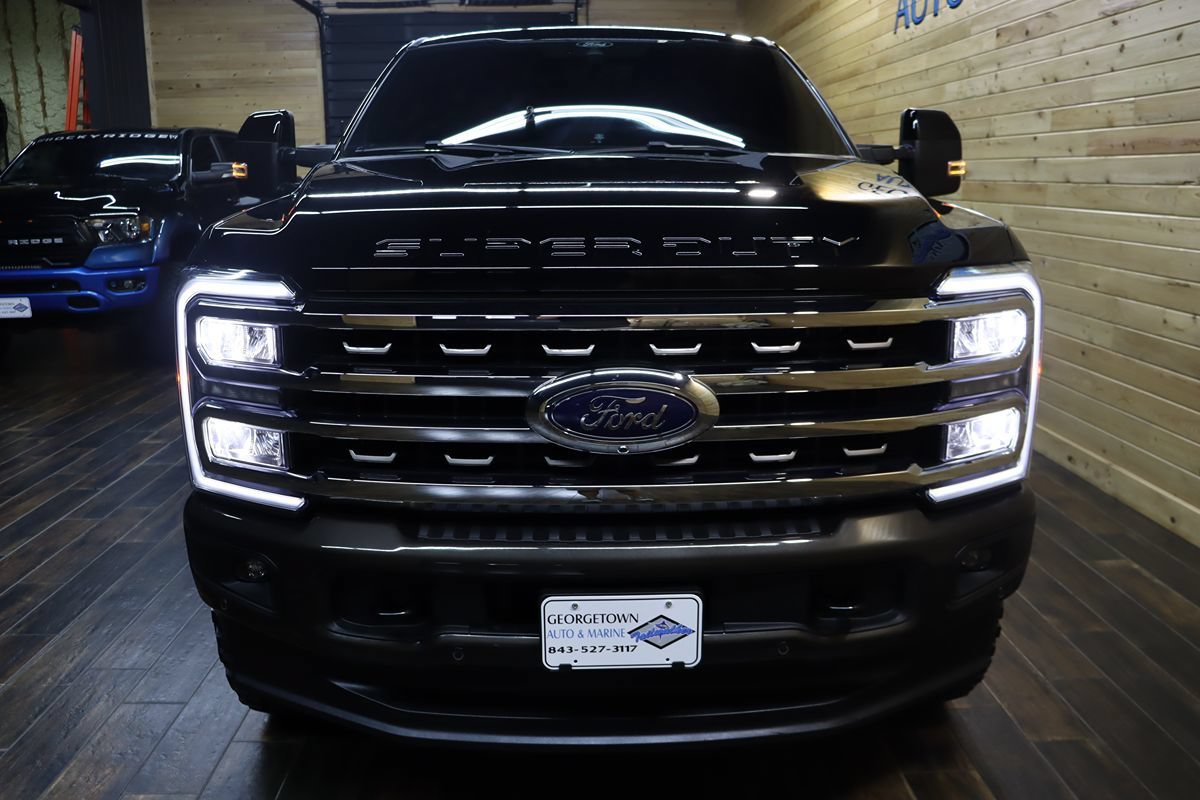 Used 2025 Ford F250 King Ranch w/ FX4 Off-Road Package AWD/4WD image 7
