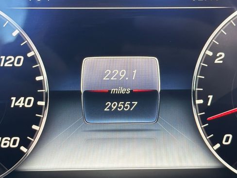 Used 2019 Mercedes-Benz E 450 Cabriolet image 37