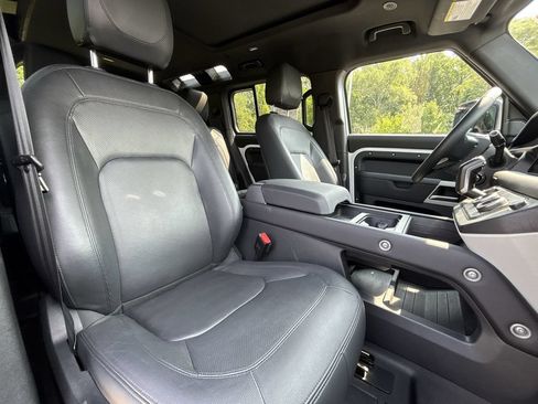 Used 2024 Land Rover Defender 110 S AWD/4WD image 27