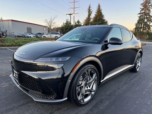 Used 2023 Genesis GV60 Performance image 4