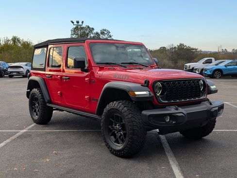 Used 2024 Jeep Wrangler Willys image 11