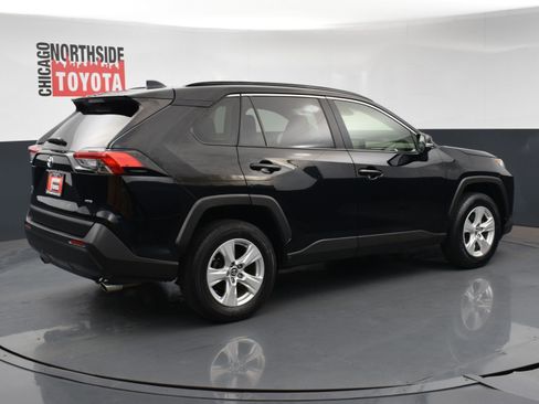 Used 2019 Toyota RAV4 XLE image 4