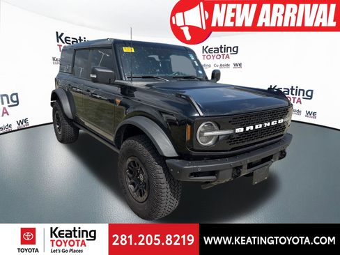 Used 2025 Ford Bronco Badlands image 1