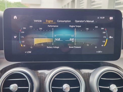 Used 2020 Mercedes-Benz GLC 300 image 16