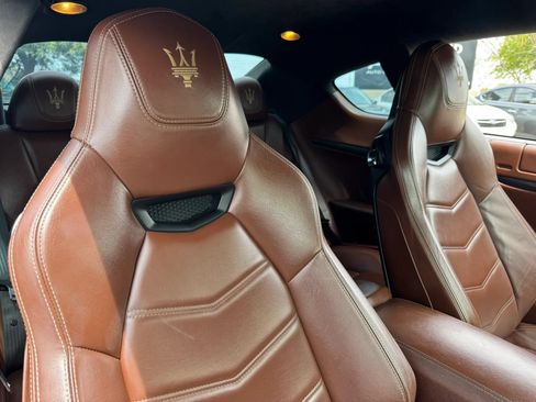 Used 2014 Maserati GranTurismo Sport RWD image 33