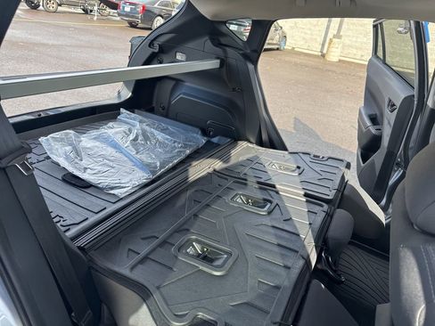 Certified 2025 Subaru Crosstrek 2.0i Premium image 18