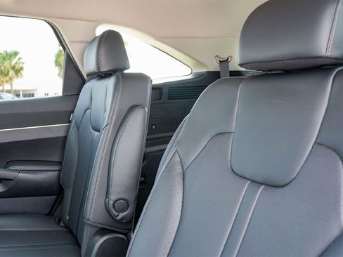 Used 2025 Kia Sorento EX image 13