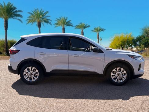 Certified 2025 Ford Escape Active FWD image 6