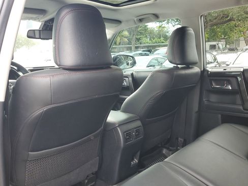 Used 2021 Toyota 4Runner TRD Off-Road Premium image 11