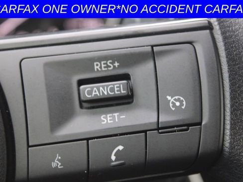 Used 2023 Nissan Rogue S image 27