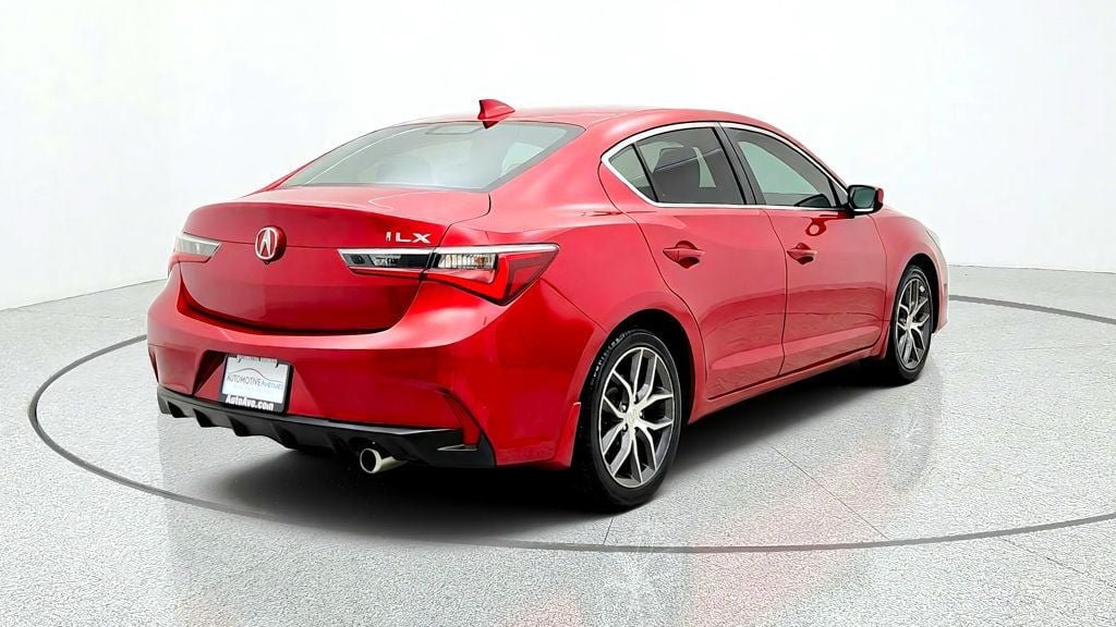 Used 2019 Acura ILX w/ Technology Package FWD image 5