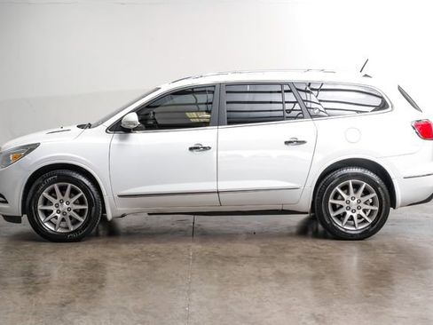 Used 2017 Buick Enclave Leather image 16