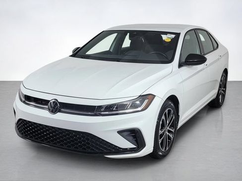 Used 2025 Volkswagen Jetta Sport FWD image 7