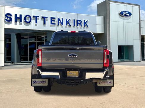 Certified 2024 Ford F450 Lariat image 7