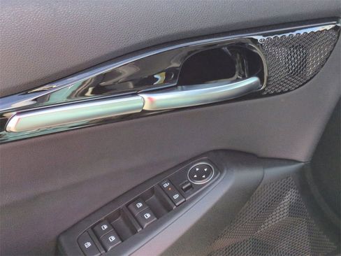 New 2026 Kia Seltos EX image 22