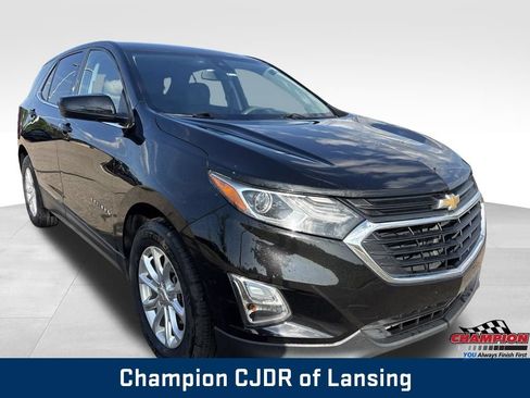 Used 2020 Chevrolet Equinox LT w/ LPO, Floor Liner Package FWD image 10