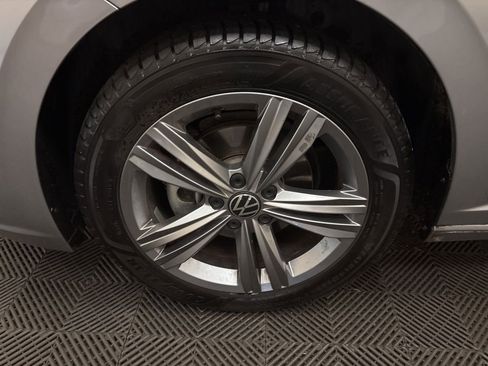 Used 2024 Volkswagen Jetta SE image 23