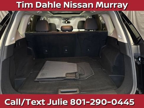 Used 2025 Nissan Rogue Platinum w/ Platinum Premium Package AWD/4WD image 19