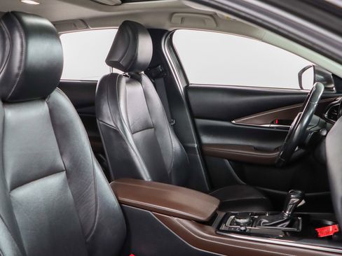 Used 2023 MAZDA CX-30 AWD 2.5 S w/ Premium Package image 27