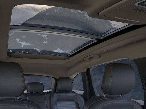 New 2026 Lincoln Nautilus Reserve image 22