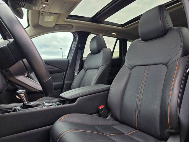 Used 2025 MAZDA CX-50 AWD 2.5 S w/ Premium Plus Pkg image 23