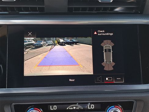 Used 2022 Audi Q3 2.0T Premium w/ Convenience Package image 26