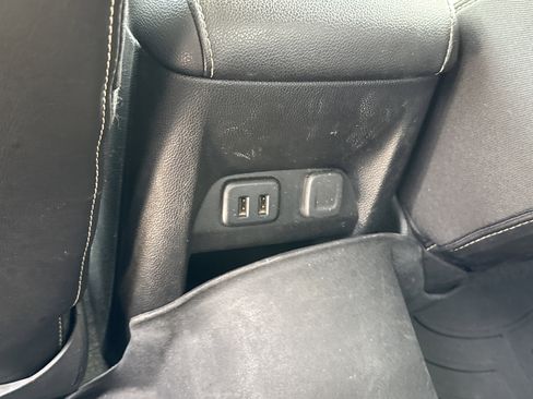 Used 2018 GMC Canyon Denali AWD/4WD image 12