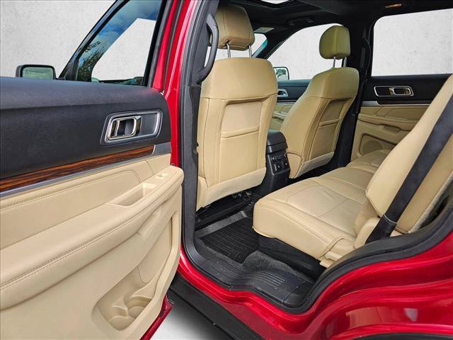 Used 2017 Ford Explorer Limited w/ Equipment Group 301A AWD/4WD image 17