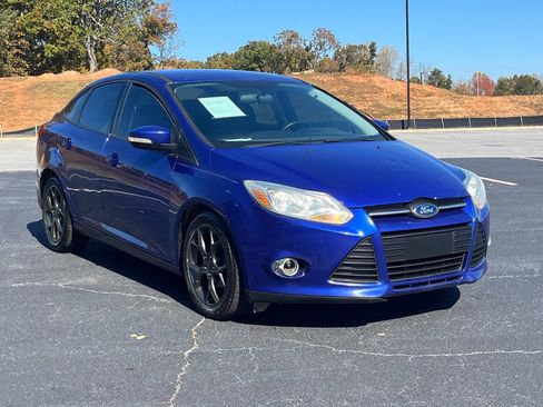 Used 2013 Ford Focus SE image 4