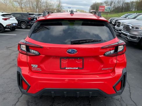 Used 2024 Subaru Crosstrek 2.0i Premium AWD/4WD image 4