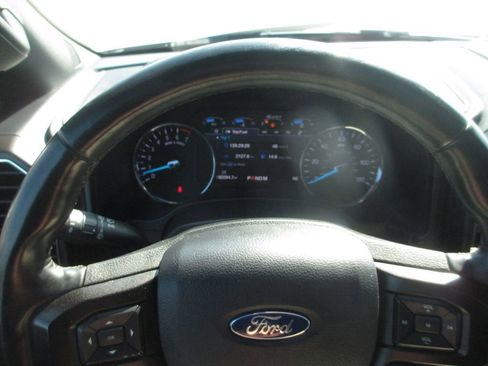 Used 2019 Ford Expedition Limited w/ Equipment Group 302A AWD/4WD image 32