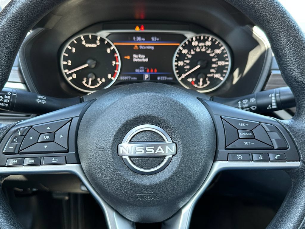 Used 2024 Nissan Altima 2.5 SV FWD image 23