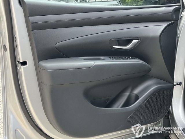 New 2026 Hyundai Tucson SE w/ Tow & Go Package FWD image 11