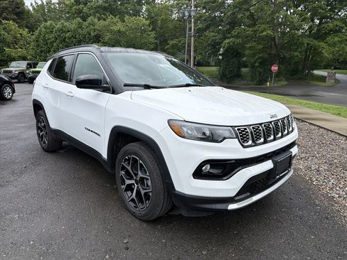 New 2026 Jeep Compass Limited AWD/4WD image 2